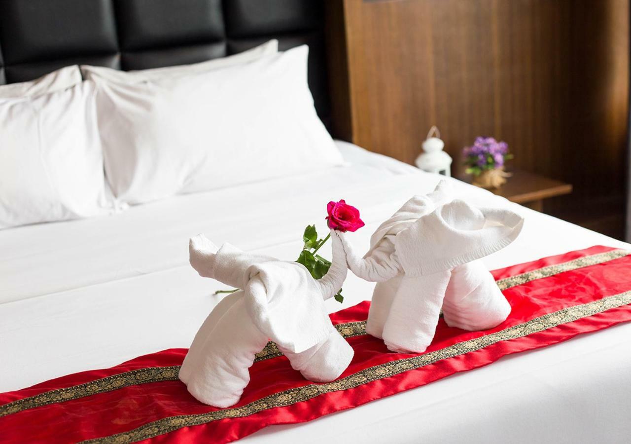 Hotel B2 Bangkok - Srinakarin Esterno foto